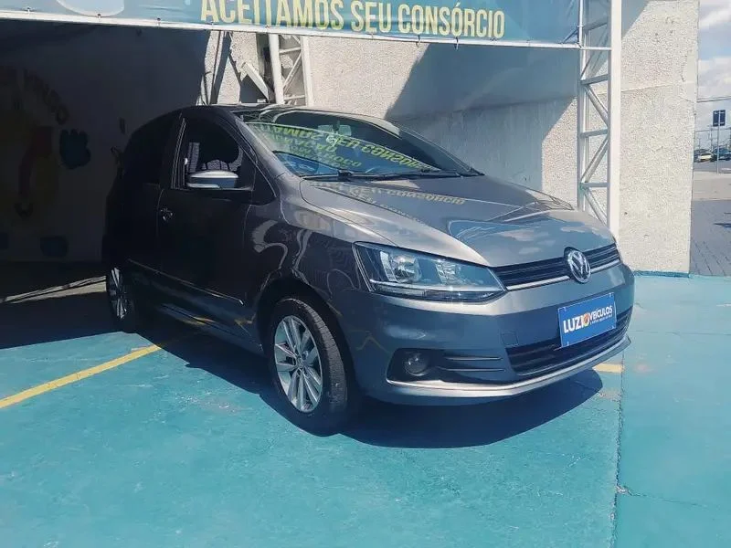 VW - VolksWagen Fox Connect 1.6 Flex 8V 5p
