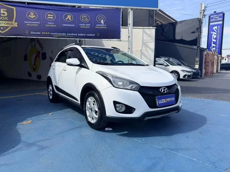Hyundai HB20X Style 1.6 Flex 16v Mec.