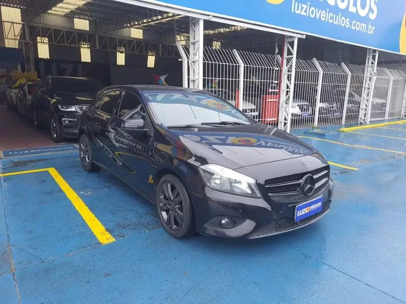 Mercedes-Benz A 200 1.6 TURBO 16V GASOLINA 4P AUTOMATICO